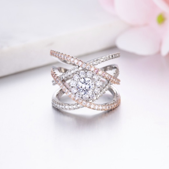 925 STERLING SILVER ROSE GOLD DIAMOND TWISTED RING, CUTE RING, SHINY RING. - Picture 4 of 4